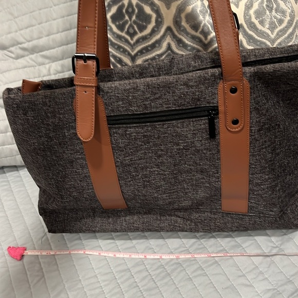 Utote Bag Gray and Tan Shoulder Laptop Bag - Picture 5 of 11